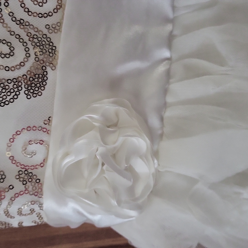 PARTY DRESS - Picture 3 of 5